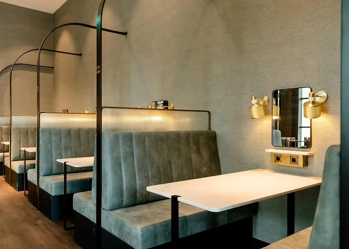 One Berlin-HauptbahnhofSporthotels